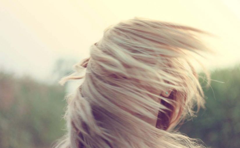  Šampanjac plava boja kose + saveti kako se našminkati?