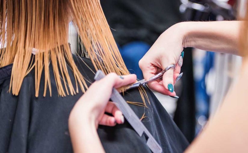  Stepenasto šišanje vašoj frizuri daje novu dimenziju!